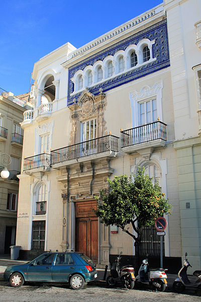 File:Haus in Cadiz.jpg