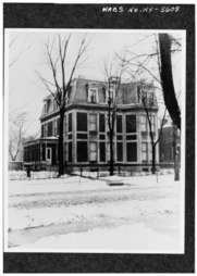 Historic American Buildings Survey, Photocopy of undated photograph of east facade from collection of Buffalo and Erie County Historical Society. - William Dorsheimer House, 438 HABS NY,15-BUF,2-5.tif
