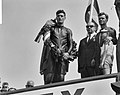 Redman sul podio ad Assen nel 1964.