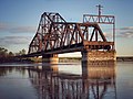 Illinois Central Missouri River Bridge, 2020.jpg