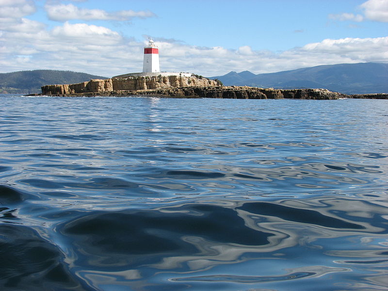 File:Iron Pot Lighthouse - Tasmania.jpg