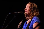 Minijatura za Joan Osborne