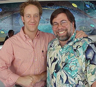 <span class="mw-page-title-main">Joey Slotnick</span> American film actor and voice actor