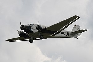 Trimotor