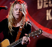 people_wikipedia_image_from Karen Zoid