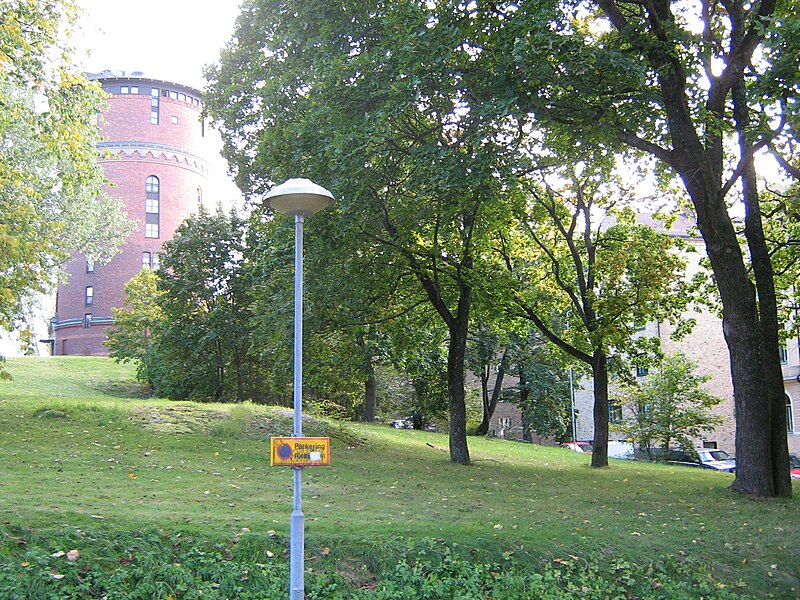 File:KarlstadDet f.d. vattentornet i stadsdelen Herrhagen.JPG