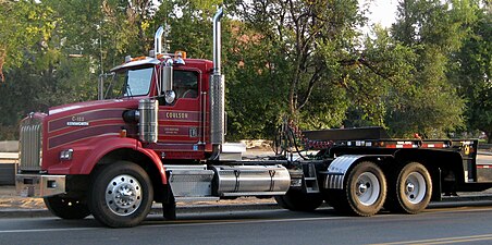 Kenworth T800 semitractor