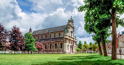 Hoe gaan naar Onze-Lieve-Vrouw Ter Hoyekerk met het openbaar vervoer - Over de plek