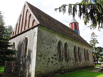 Datei:Kirche_Neuenkirchen_Nordostansicht.jpg