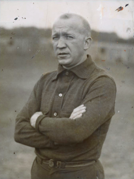 File:Knute Rockne 1921.png