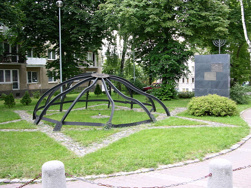 File:Kopula Wielkiej Synagogi Bialystok.jpg