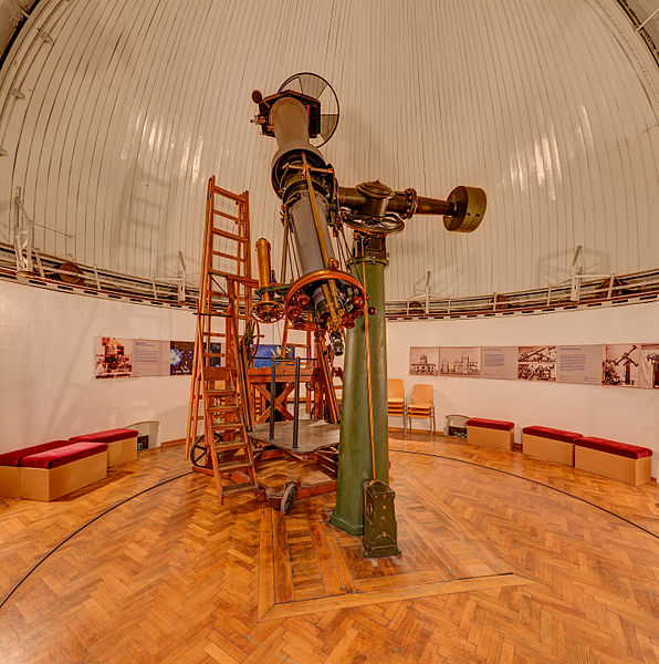 File:Kuffner-Sternwarte - das Heliometer-1138-42.jpg