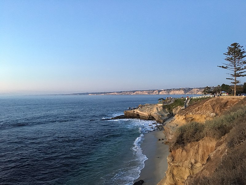 File:La Jolla Cove 29 2017-10-19.jpg