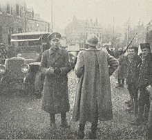 La mission parlementaire allemande avant sa rentrée dans les lignes allemandes 7 novembre 1918.jpg