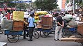 Lastenfahrräder auf dem Weg zum Markt in Sanya
