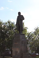 Lenin big monument Vologda 2013.JPG