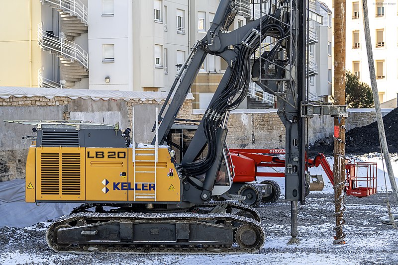 File:Liebherr LB 20-230 (50932465248).jpg