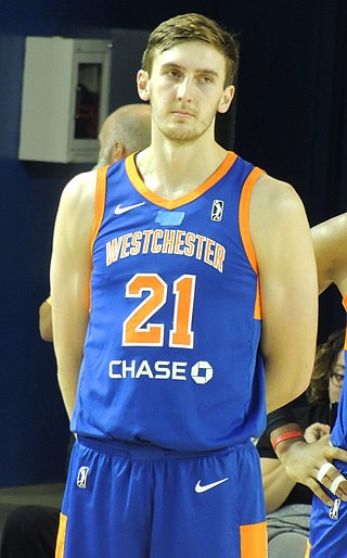 <span class="mw-page-title-main">Luke Kornet</span> American basketball player (born 1995)