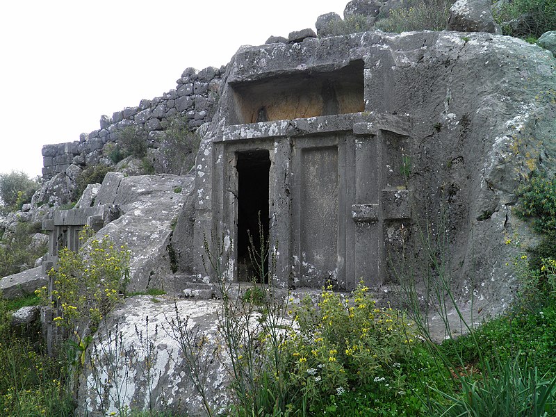 File:Lycian rock-cut tomb, dating from 4th century BC, Xanthos, Lycia, Turkey (8825222744).jpg