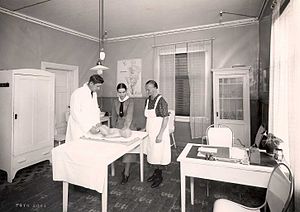 Mannerheim League for Child Welfare clinic in Jämsänkoski 1938.jpg