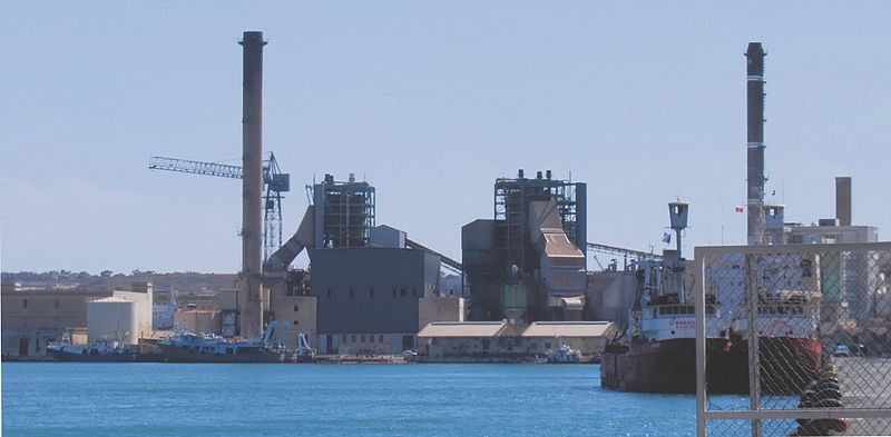 File:Marsa Power Station 2009-3.jpg