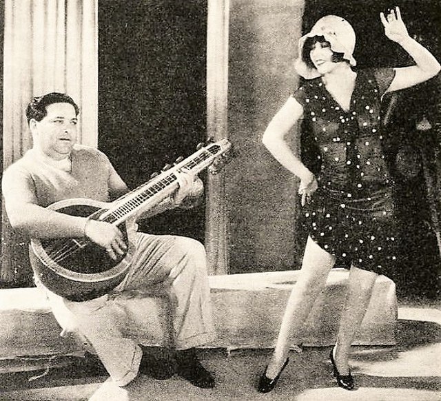 Mayo and Ann Pennington from a 1929 magazine