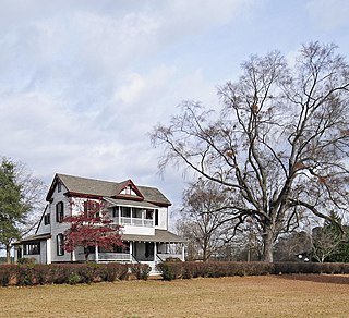 <span class="mw-page-title-main">McLaurin-Roper-McColl Farmstead</span> Historic house in South Carolina, United States