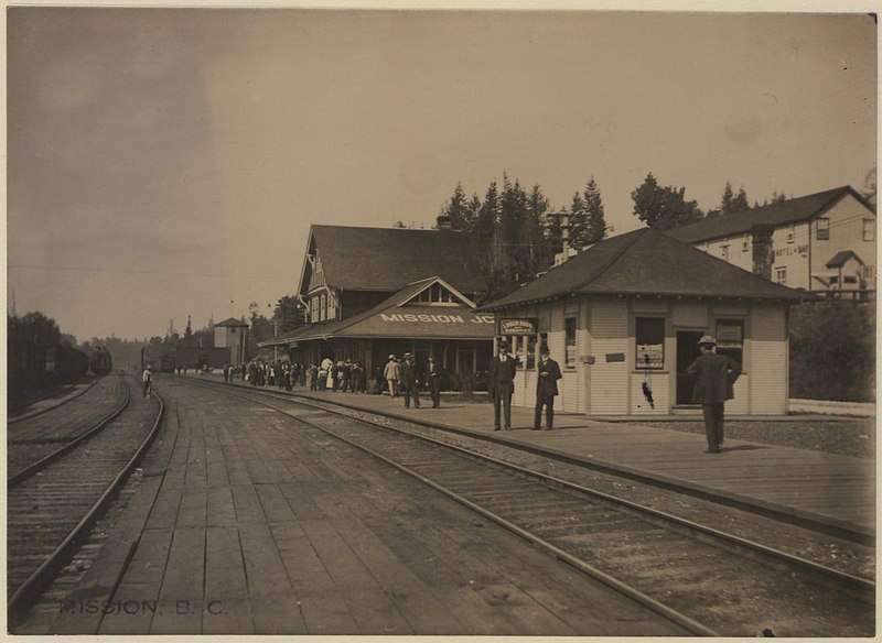 File:Mission Junction (HS85-10-22902).jpg