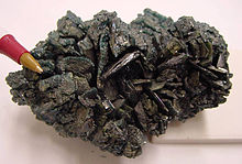 On Earth, the natural form of silicon carbide is a rare mineral, moissanite. Moissanite-USGS-20-1002a.jpg