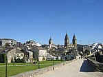 View of the city of Lugo, with the cathedral in the background.