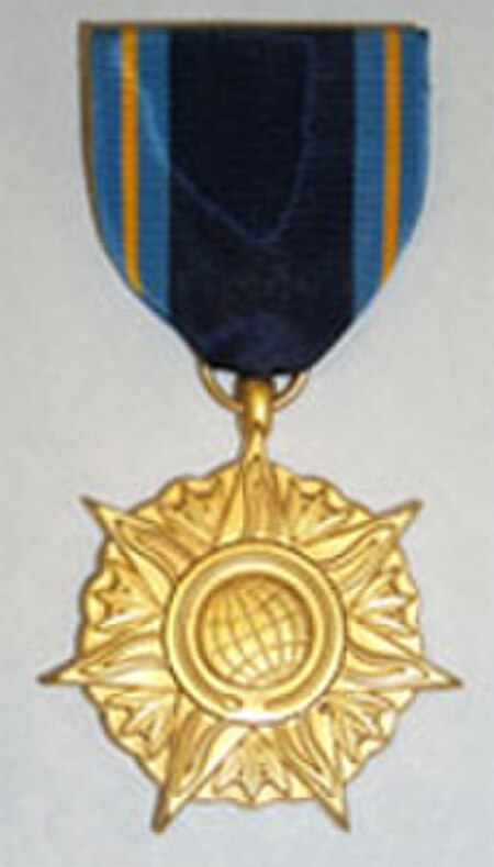 Fail:NASA_Distinguished_Public_Service_Medal.jpeg