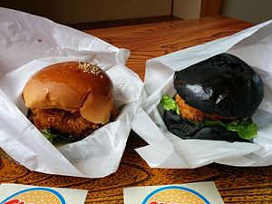 NOTOJIMA Burger (14369881592) .jpg