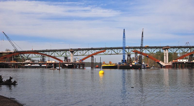 File:New Sellwood Bridge under construction in March 2015.jpg