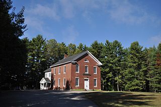 <span class="mw-page-title-main">Newington Center Historic District</span> Historic district in New Hampshire, United States