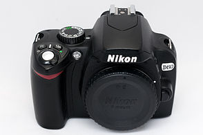 Nikon D60 body front.jpg