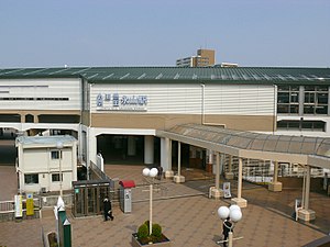 Odakyu-nagayama-station south-exit.JPG