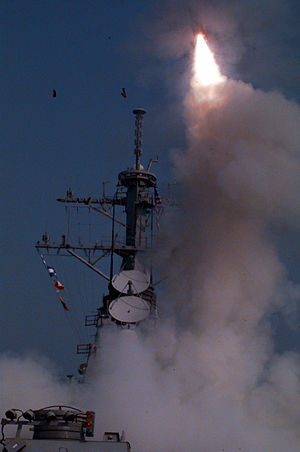 Operação Desert Strike - lançamento de mísseis de cruzeiro Tomahawk.jpg