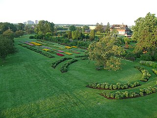 <span class="mw-page-title-main">Ornamental Gardens</span>