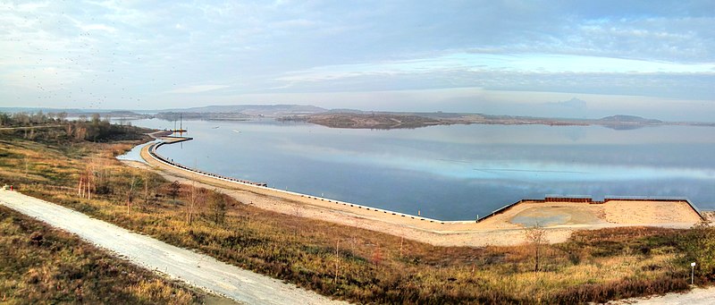 File:Panorama Geiseltal1 - panoramio.jpg