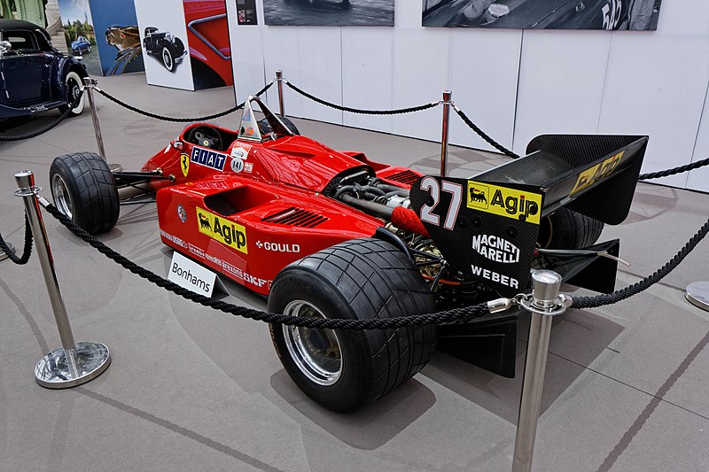 File:Paris - Bonhams 2014 - Ferrari 126 C4 M2 Formula 1 Monoposto - 1984 - 004.jpg