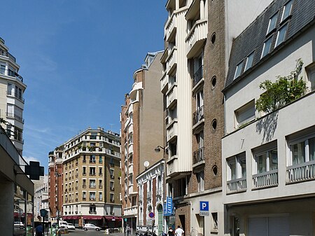 Paris rue pelleport