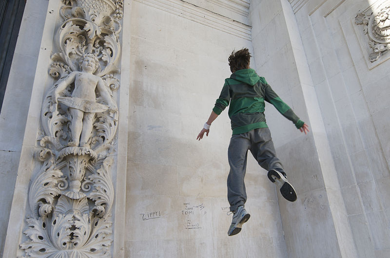 File:Parkour Foundation Winter (3090353599).jpg