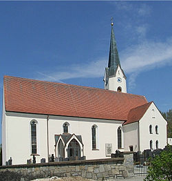 Farní kostel v obci Haarbach