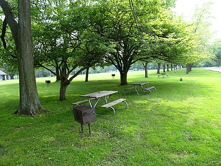 A picnic site at Van Buren State Park.