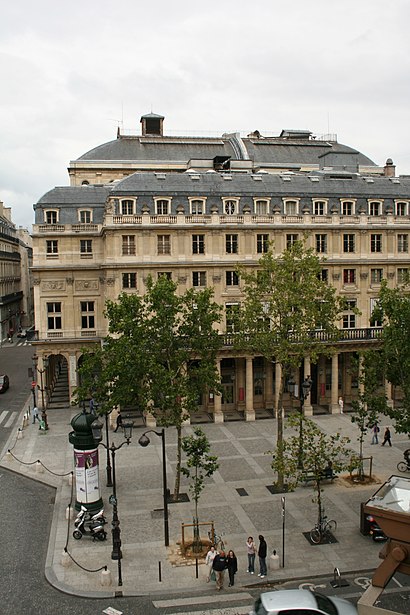 Comment aller à Place Colette en transport en commun - A propos de cet endroit