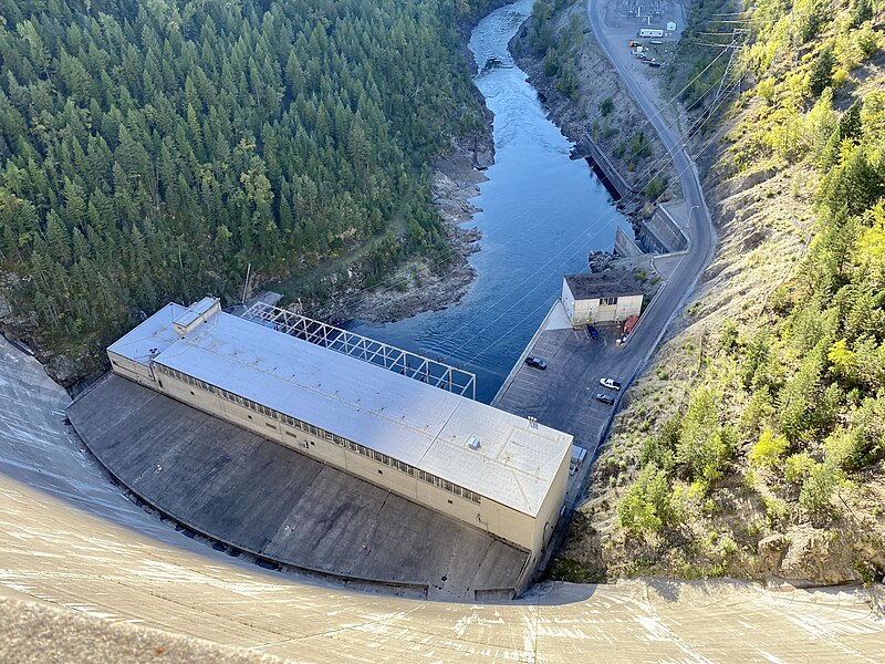 File:Powerhouse, Hungry Horse Dam, Hungry Horse, MT - 51533042256.jpg