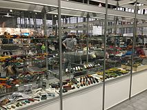 Wystawa kolekcji modeli samochodowych