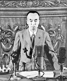 Prime Minister Prince Higashikuni delivers a Policy Speech to the 88th Extraordinary Session of the Imperial Diet.jpg