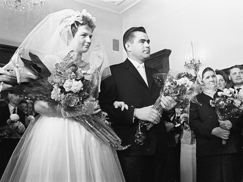 File:RIAN archive 611957 Valentina Tereshkova and Andrian Nikolaev.jpg