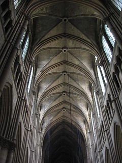 Stronger four-part rib vaults in nave of Reims Cathedral (1211–1275)